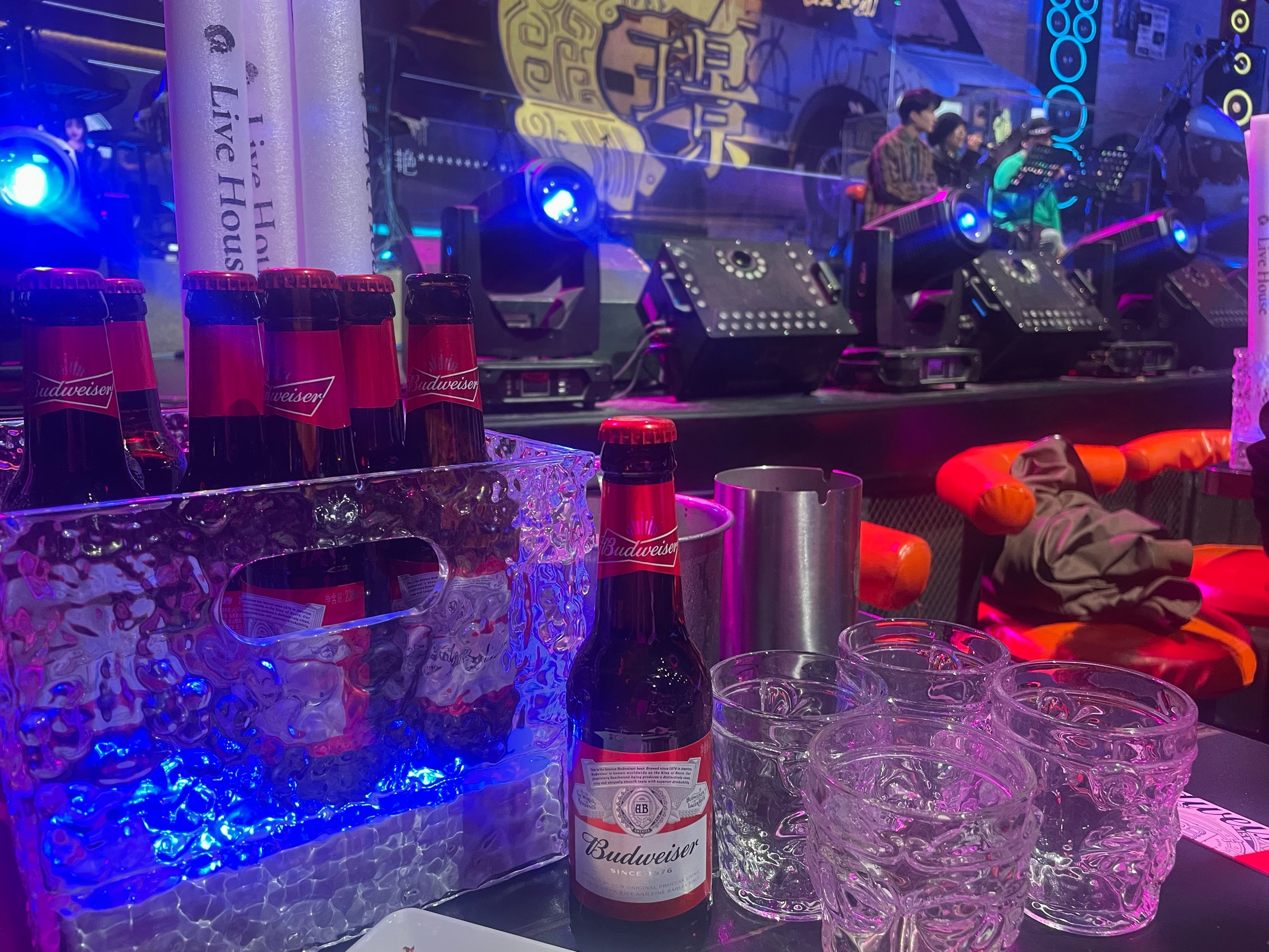 宜昌商务KTV价格一小时多少-西陵区ktv预订